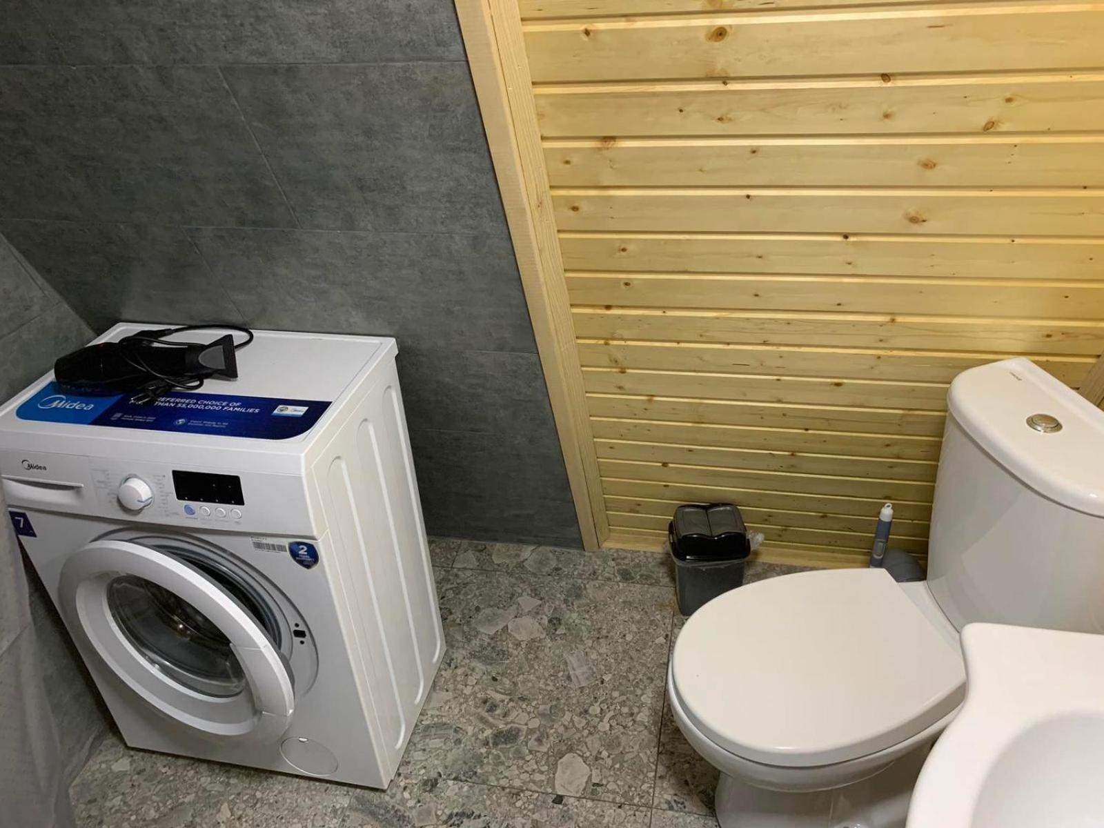 C'Est La Vie Appartement Mtsʼkhetʼa Buitenkant foto