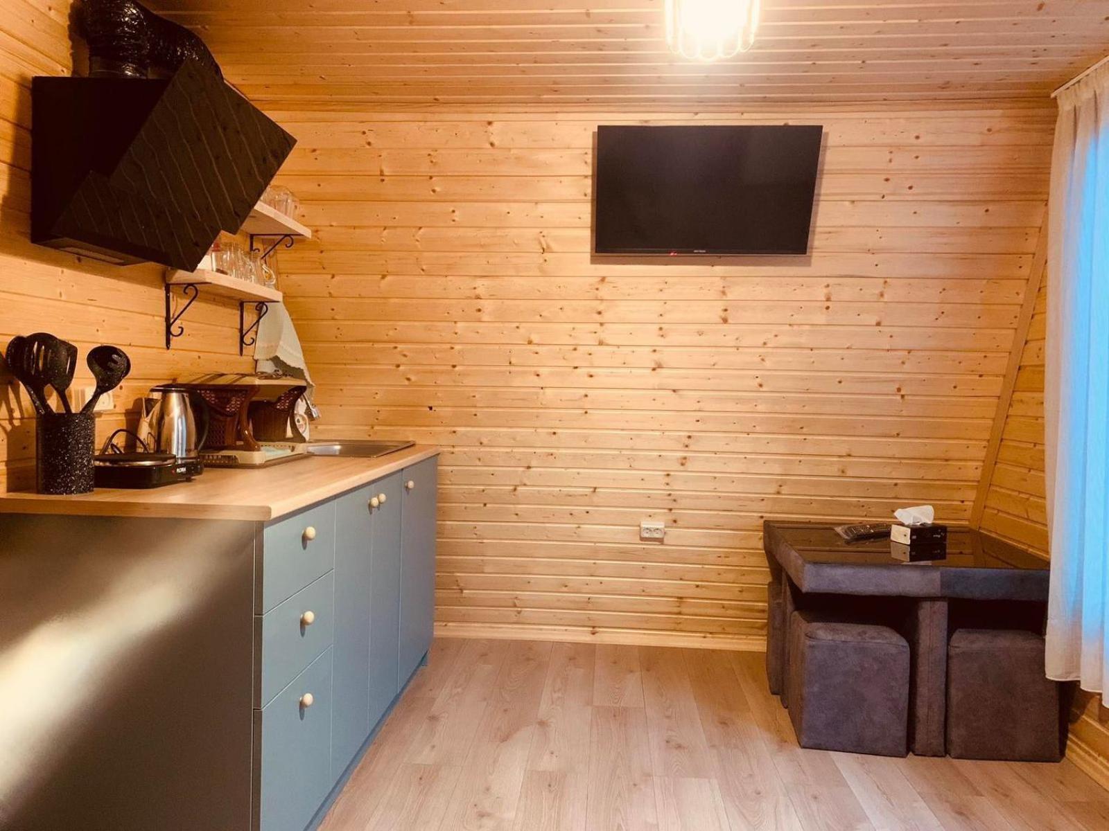 C'Est La Vie Appartement Mtsʼkhetʼa Buitenkant foto